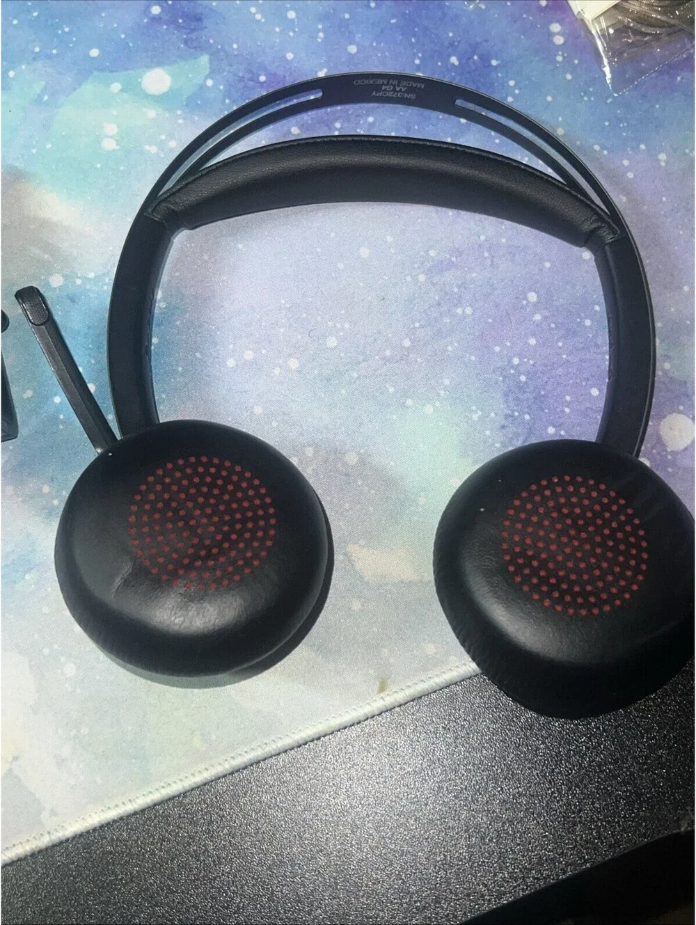 Poly Voyager Focus 2 Wireless Headset w/Charger, Case, USB Dongle - Plantronics